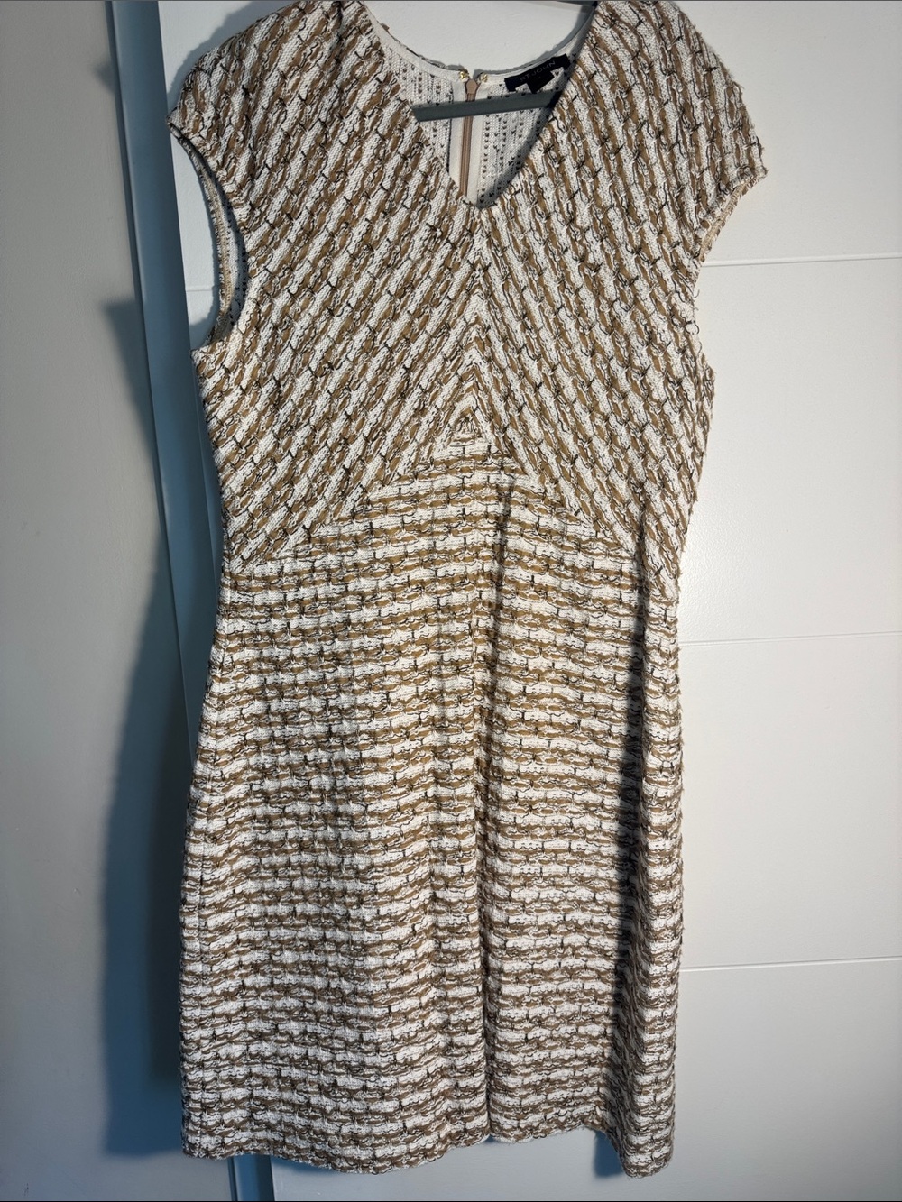 St. John Cream and Tan Textured V‑Neck Midi Dress